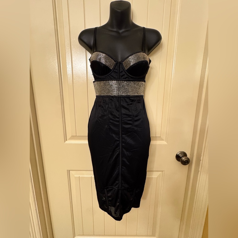 Pre owned Y2K Marciano Black Dress with sequin Accents size SMALL